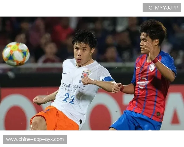 上海海港迎接亚冠挑战，柔佛主场巨压前行